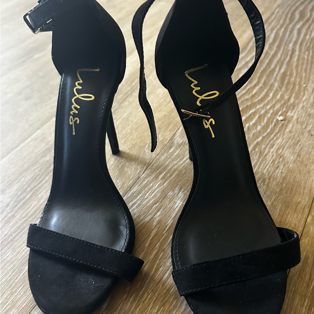 Lulu's Elegant Black Heels
